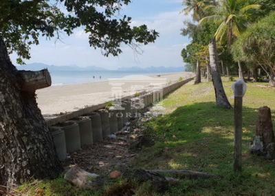 90156 - Land for sale next to a private beach, Long Beach, Nuea Khlong, Krabi, sea view, good weather, area 11-0-9 rai.