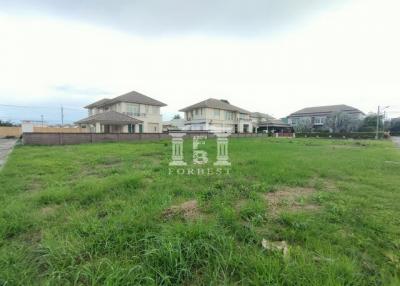 41062 - Land for sale, suitable for building a house in Nusasiri Village. Near Kanchanaphisek Ring Road, next to the road on 3 sides, area 330.90 square wa