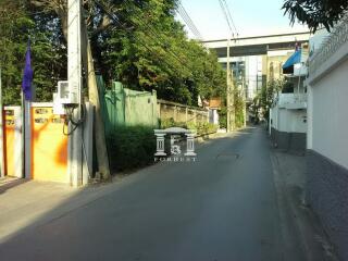 32437 - ที่ดินพร้อมบ้าน ถนนกรุงเทพ-นนท์ ห่าง MRT สถานีบางซ่อนเพียง 30 เมตร