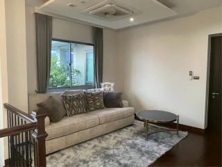 90752 - 2 floors for rent, area 141.9 sq m, Lat Krabang Road.
