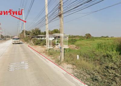 90218 - Land for sale, EEC zone, next to Sukprayun Road. Near Ban Pho fresh market, Chachoengsao, suitable for allocation.