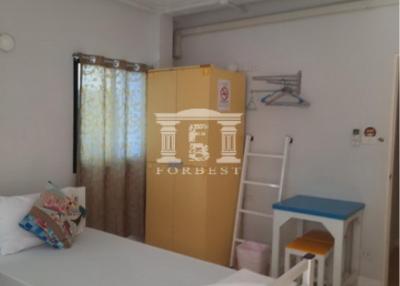 40732 - Hostel + Commercial building, prime location, Soi Suanplu-Sathorn, convenient transportation, near MRT Lumpini, size 49.80 square wah