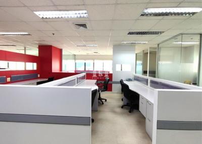 90771 - Office for Sale, Sukhumvit, Ekkamai 283.66 sqaure meters near BTS Ekkamai 500 m.