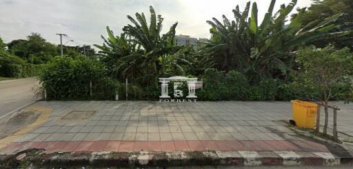 40281 Vacant land, Taling Chan Railway Road. Near Siriraj Hospital, area 313.80 square wa