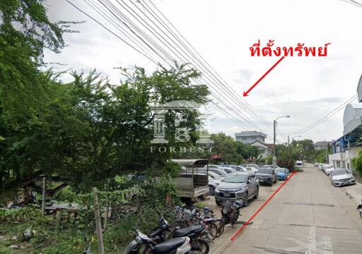 40414 Land for sale in Chalerm Phra Kiat near Suan Luang Rama IX, yellow area. Suitable for building a house or warehouse, area 3-2-73 rai.