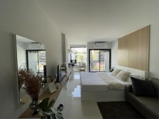 42814 - Apartment for Sale, Sutthisa, amount of 95 rooms, size 208 sqaure wah near BTS Saphan Khwai