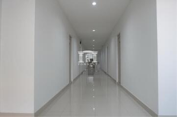*Full tenant* 42693 - Apartment for Sale, Chalong Krung, Lat Krabang, 60 rooms, near airport, workplace and university
