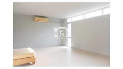 42307 - Apartment for sale, Ladprao 81, Pradit Manutham, near Central East Ville