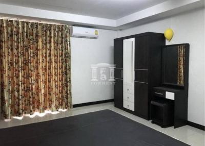 90092 - Apartment for sale, Kamnan Man 13, 39 rooms, accessible in 2 alleys, area 157 sq.wa. (628 Sq.m.)