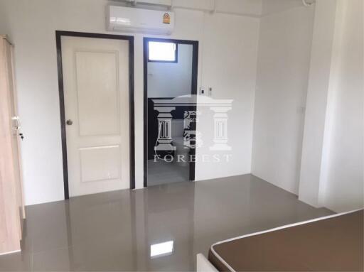 41385 - apartment for sale, Sam Khok Municipality, Pathum-Sam Khok Road. near Sam Khok Market, size 2 rai 200 square wah