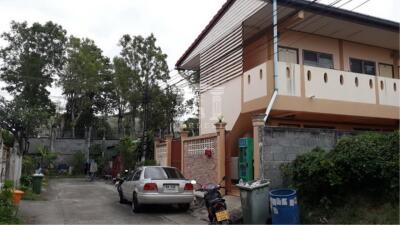 40397 Land and apartment for sale, Sukhumvit 105 Rd., Lasalle 32, near BTS Bearing, size 113 square wah
