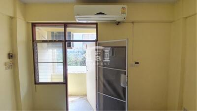 40659 - Apartment for sale Ladprao 101, good for investment, amount of 72 rooms, size 200 sq. wah Good location, special price