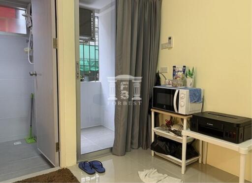 Apartment for sale, for Suan Dusit university students, Sirindhorn Road, behind Tang Hua Seng Department Store, near BTS Blue Line.