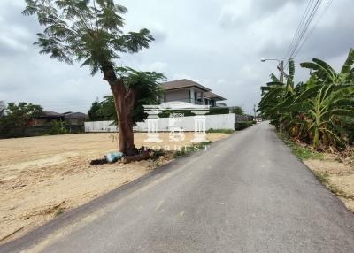 90184 - Land for sale, Phra Thep Tad Mai Road, near The Mall Bang Khae, area 1 rai.