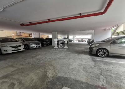 40849 - Apartment for sale. Soi Pracha Suk Inthamara, 8th floor, 105 rooms, near MRT Huai Khwang, area 200 sq.wa (800 Sq.m.).
