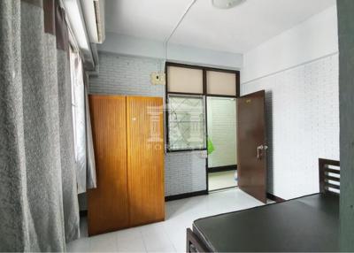 39998 Ramkhamhaeng apartment for sale, 61 rooms, good location, behind Ramkhamhaeng University.