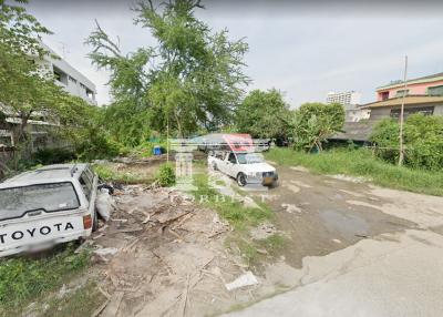 41656 - Empty land for sale, area 334 sq m, On Nut 58, near Suan Luang Rama 9.