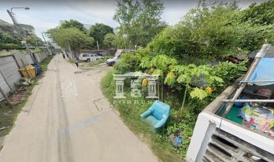41656 - Empty land for sale, area 334 sq m, On Nut 58, near Suan Luang Rama 9.