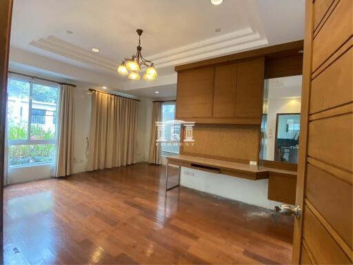 90661 - 2-story detached house for sale, 100 sq m, Ari area, Phahonyothin, near BTS Ari, BTS Saphan Khwai.