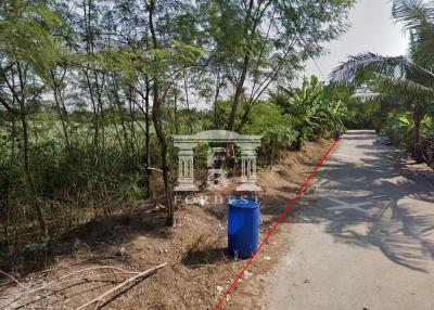 41520 - Land for sale, next to the main road, Phutthasakhon, area 28-3-83.70 rai.