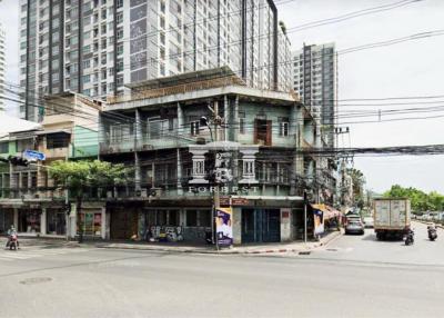 90641 - Home office for sale, 3.5 floors, 5 units, near Bangkok University, Kluai Nam Thai.