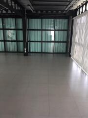 39053 Office building for sale on Ratchadaphisek Road, Pracharat Bamphen, size 55 sq.wah