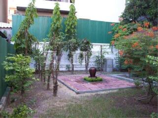 30383 - Single house for sale, South Sathorn, Soi Suan Phlu 3, near MRT Lumpini, area 100 sq m.