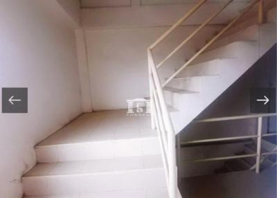 43029 - Commercial building for sale, 3 floors with mezzanine, 4 units, Rayong.