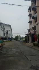 38056-Land for sale Pracharat Bamphen Road, area 268 sq wa