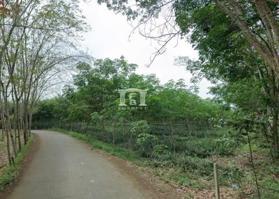 42451 - Land for sale bypassing Rayong city, area 22-0-34 rai, near Central Rayong.