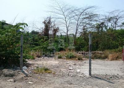 35857 - Empty land for sale. Chaloem Phrakiat Road, Rama 9, Soi 48, area 399 sq wa