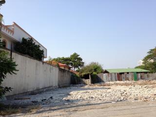 33305-06 - Vacant land, area 359 sq wa, New Ramkhamhaeng Road.