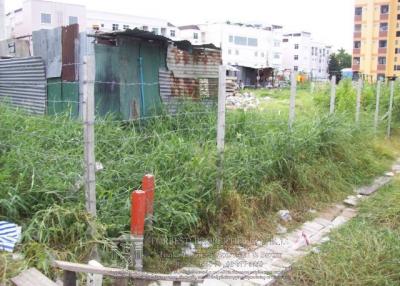 28890 - Land for sale 1-1-00 rai, next to Rama 3 Road.