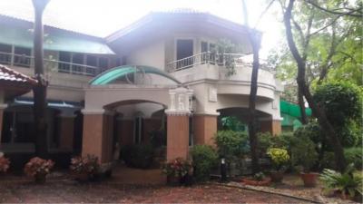 37637 - Single house for sale, Laddawan Village, Srinakarin Road, 1 rai 56 sq m.