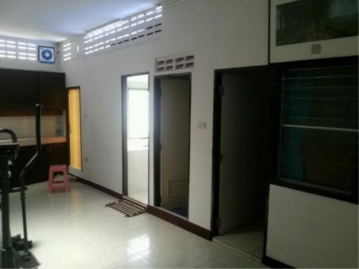 33676 - Vipawadee road, Single house for sale, area 300 Sq.m.