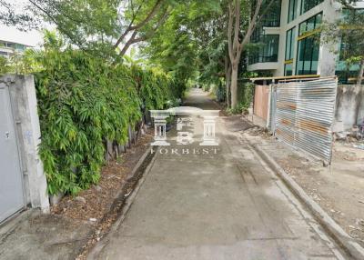 Sukhumvit 101/1 Rd., Land for sale, plot size 4,412 Sq.m.