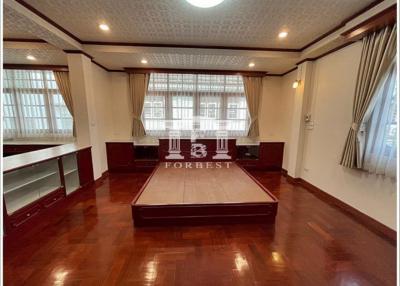 41650 - 3-story detached house for sale + Rooftop, area 36 sq m., Charoen Nakhon, Khlong San.