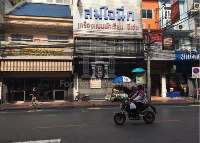 36970 - Phra Sumeru-Bang Lamphu Road, commercial building, 4 floors, content 177.6 sq m.