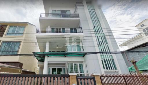 40843 - *Sole Agent* Office building for sale between Suthisan, near Saphan Khwai - Vibhavadi, 4 floors, usable area 510 sq m.
