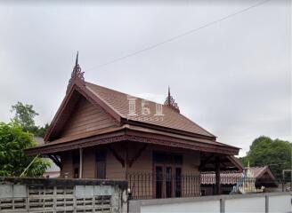 40854-2-story Thai house for sale, Vibhavadi-Rangsit 6 Road, near Din Daeng Intersection, University of the Chamber of Commerce.