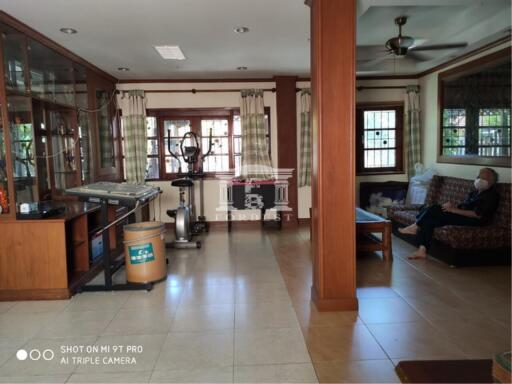 90144 - 2 houses for sale on 111.9 square wah of land, Kannaphisek Road, beautiful house, very cheap.