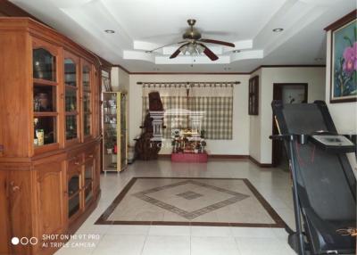 90144 - 2 houses for sale on 111.9 square wah of land, Kannaphisek Road, beautiful house, very cheap.