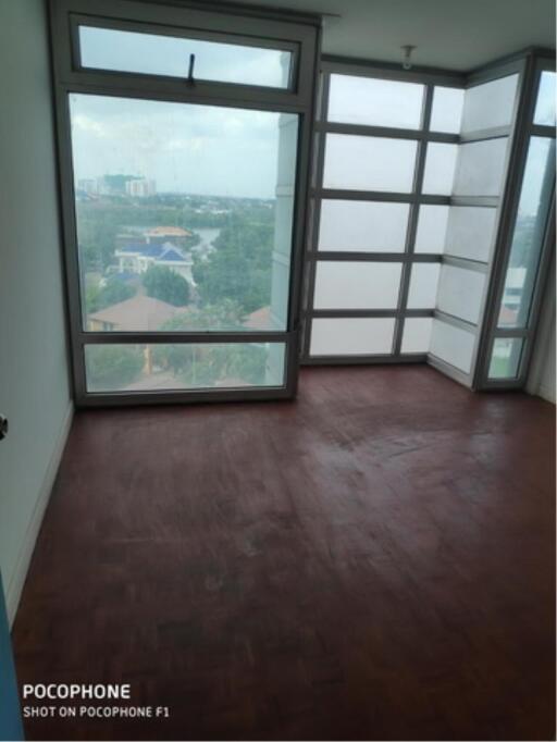 37971 Condominium for sale, Lake View Muang Thong Thani (Geneva Building, Building 1), 10th floor, usable area 72 sq m.