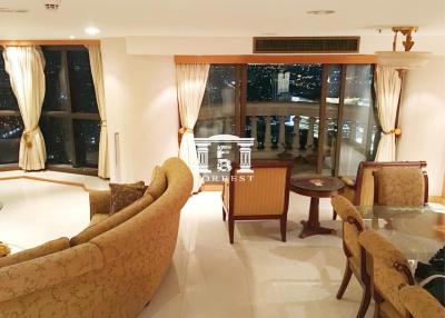 42188 - Price reduced by 5 million! State Tower Silom Condo, 48th floor, Chao Phraya River view.
