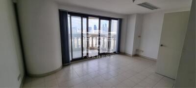 90280 - Condo for sale RCK State Tower Silom, usable area 179.62 sq m.