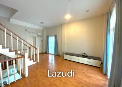 202 sqm 3 Bedrooms 4 Bathrooms Townhouse for Sale