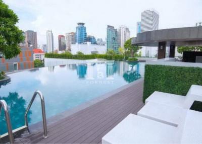 40652 - Condo for sale 15 Sukhumvit Residences Sukhumvit 13 near BTS Asoke, decorated and ready to move in.