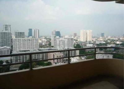 34928 - Hampton Thonglor 10 near BTS Thonglor 233 sq m.