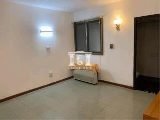 90547 - Condo for sale, Ping Pha Condo, Pattaya, area 128 sq m, 3rd floor.