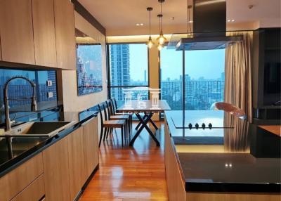 42206 - Condominium The Parco Sathorn, 21st floor, near Central Rama 3.
